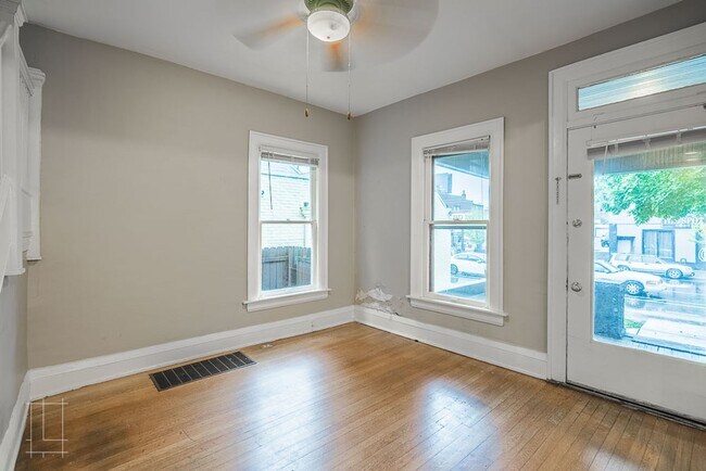 Photo - 2497 Summit St Unit 2497 Summit St