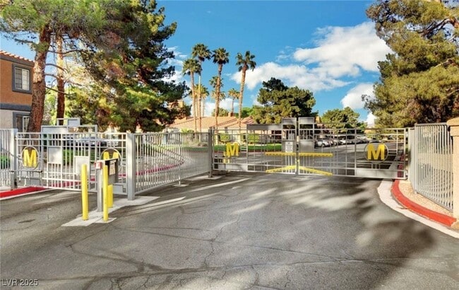 Photo - 220 Mission Newport Ln Unit 201