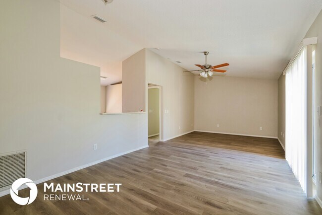 Photo - 7608 Lakeside Woods Dr