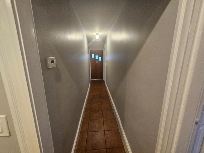 Photo - 208 Morrison Ave