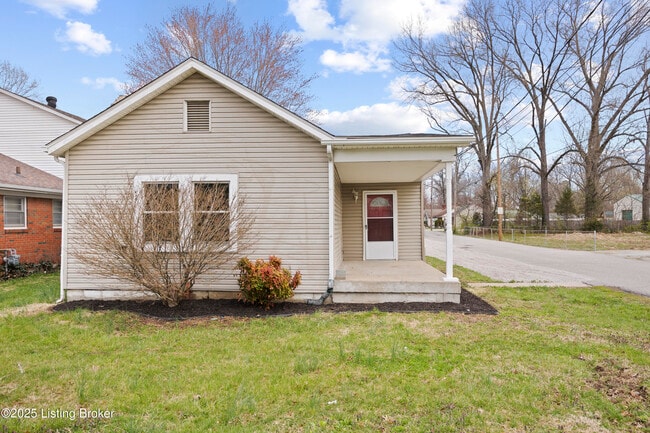 Building Photo - 1901 Lower Hunters Trace Rental