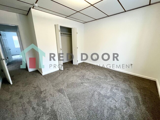 Photo - 415 10th St N