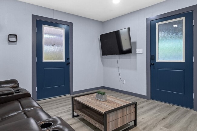 Photo - 11103 Greenwillow Dr