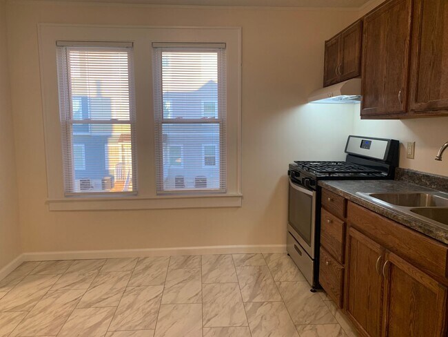 Photo - 233-235 Grant Avenue Unit 233 B