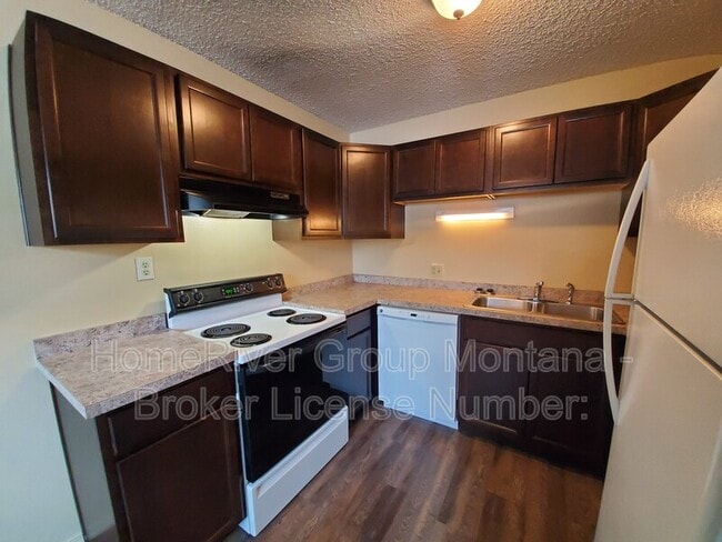 Photo - 909 Pattee Creek Dr