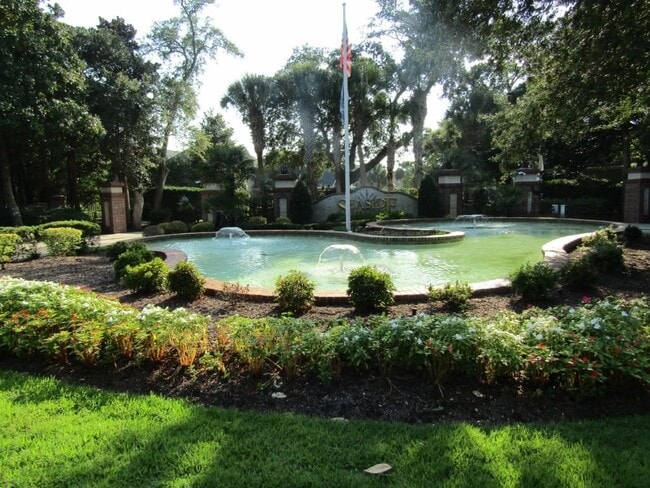 Photo - 703 Tradewind Ct