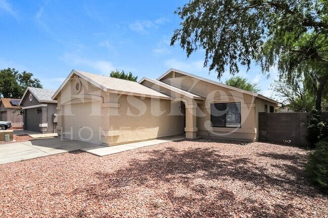 Photo - 3145 W Crest Ln
