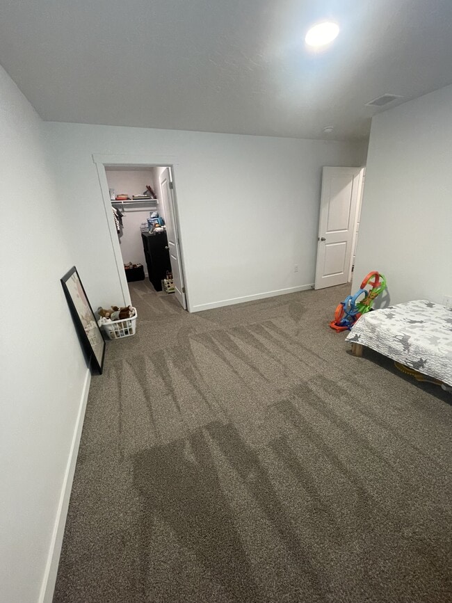 Photo - 1235 S Thistle Dr