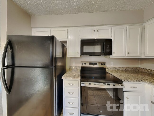 Photo - 2309 Rolling Creek Run