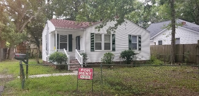 Building Photo - 2932 Alabama Dr