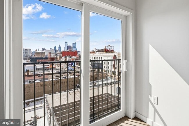 Photo - 915 N Broad St Unit 304