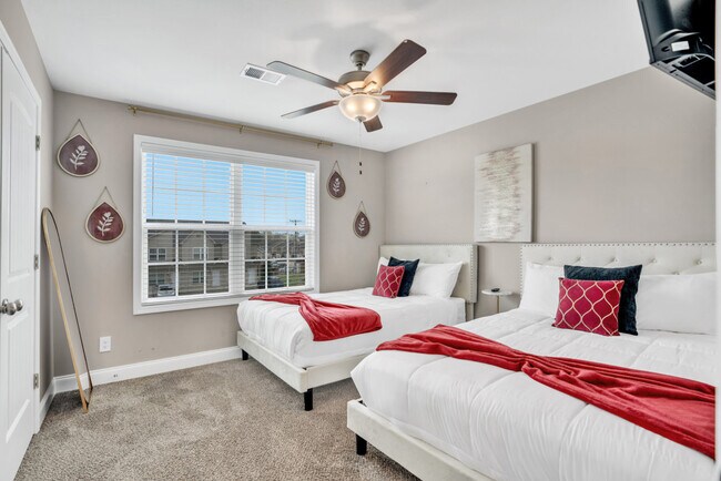 Photo - 541 New S Dr Unit ID1234449P