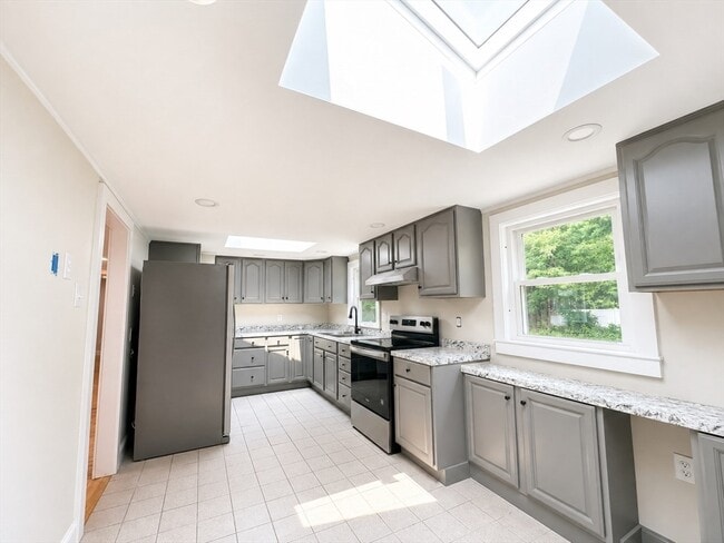 33 Park Dr