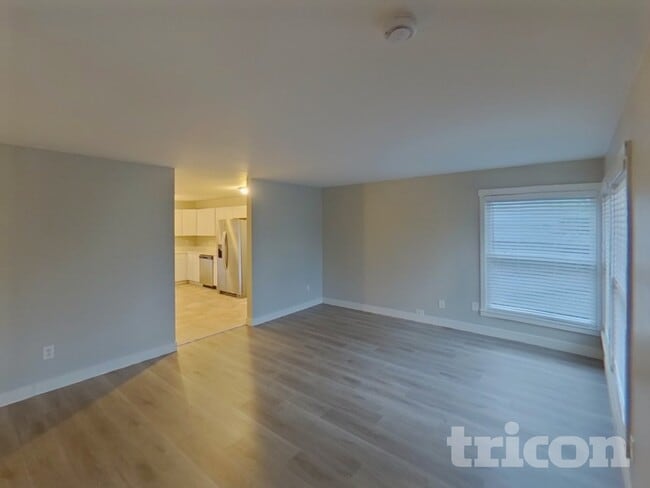 Photo - 4121 21st Ave SW