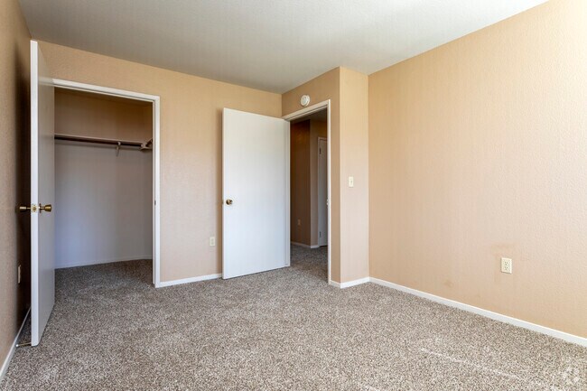 Stonegate Apartments