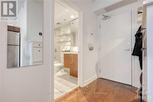 Photo - 340 McLeod St Unit 113