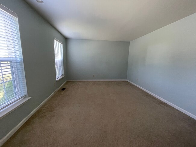 Photo - 21707 Harrison St