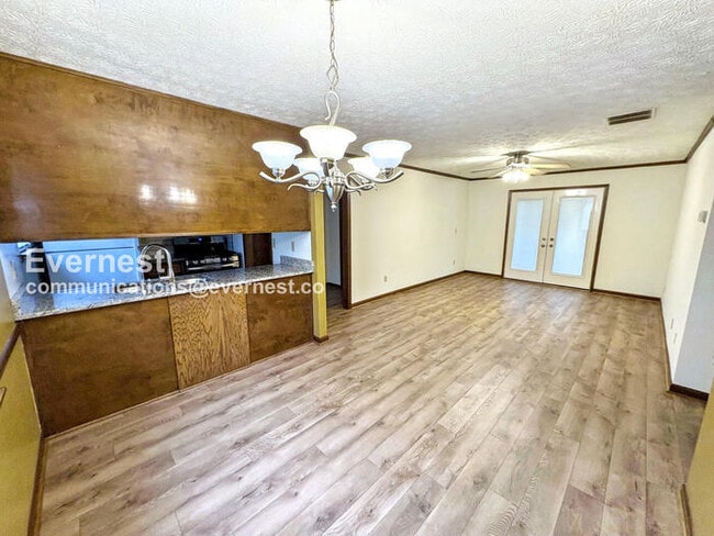 Photo - 51 Wabash Dr