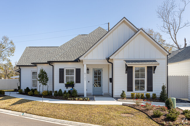 Country Club Cottages - Country Club Cottages Homes