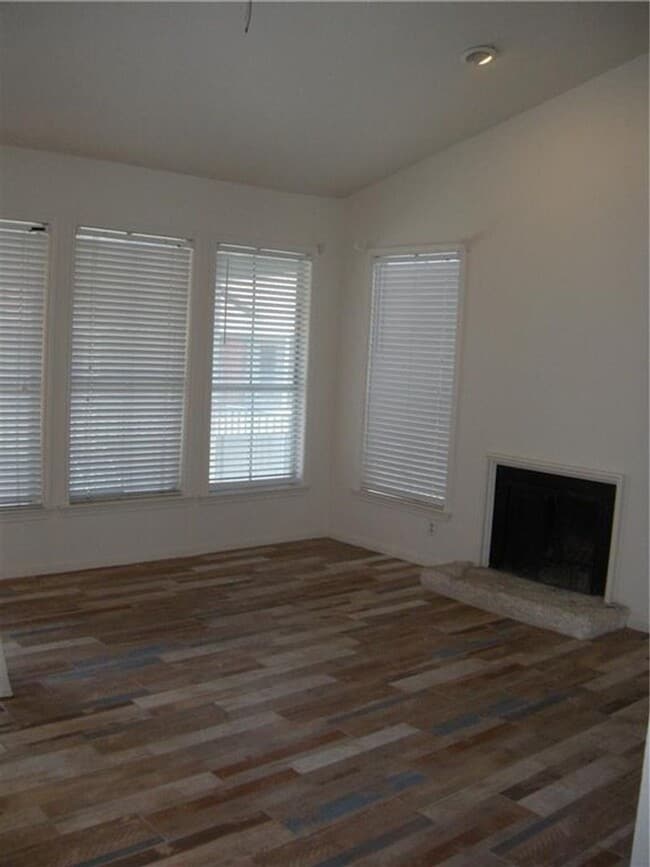 Photo - 2529 Rio Grande St