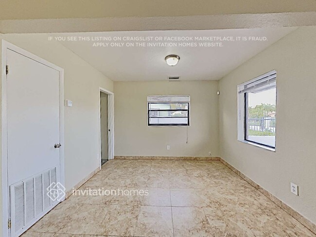 Photo - 20352 NW 39th Ct