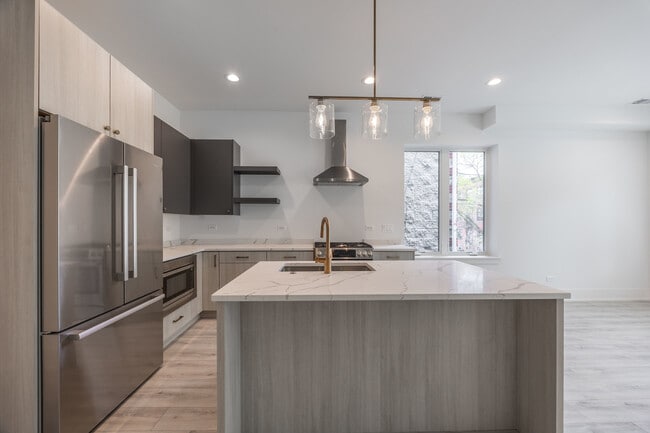 Photo - 1814 W Thomas St Unit 2F