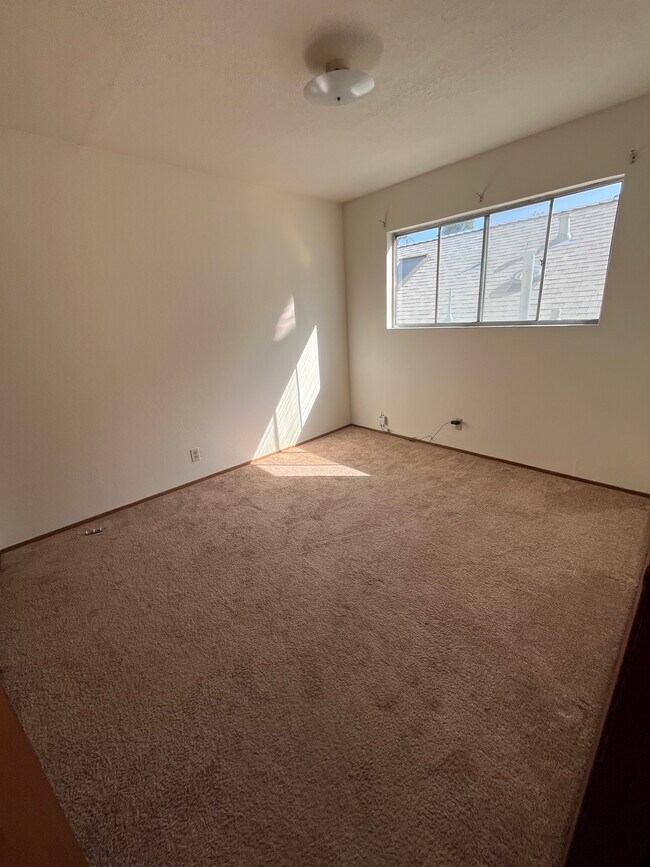 Photo - 1822 Francisco St Unit 14