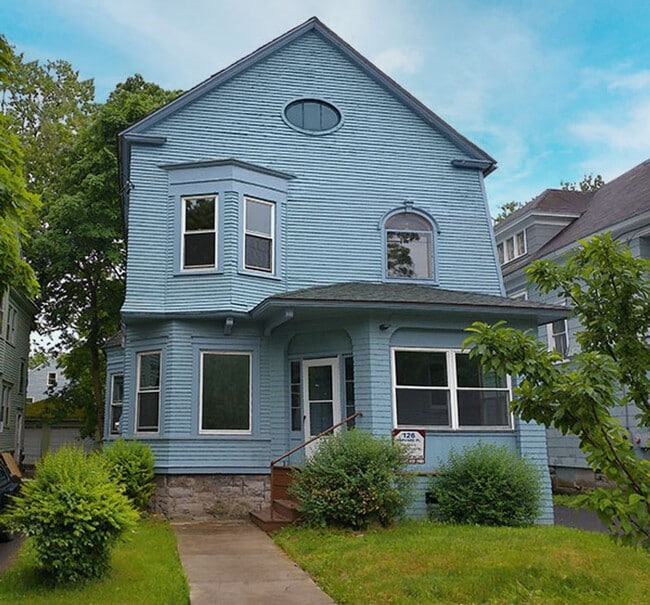 Building Photo - Charming Single Family Home One Block From...