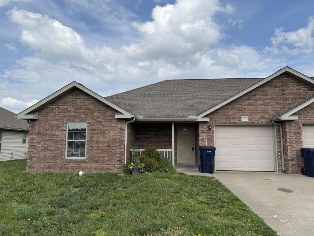 Photo - 1607 Gold Stream Dr House