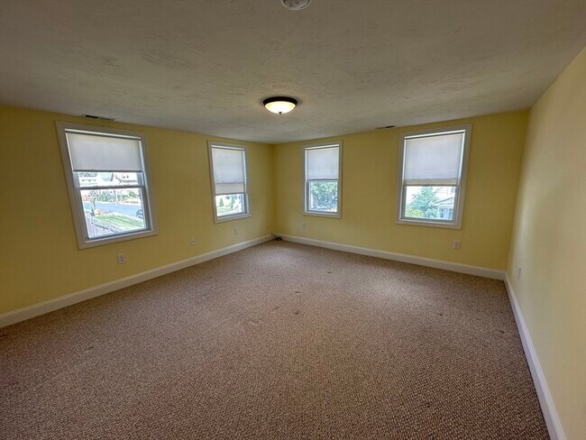 Photo - 135 Howe St Unit 2