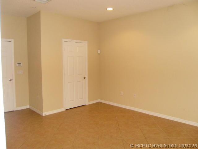 Photo - 335 E Thatch Palm Cir
