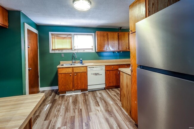 Photo - 921 S 34th St