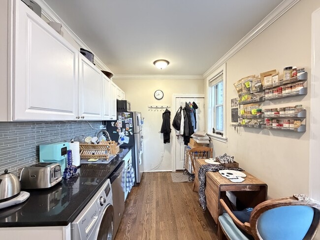 Photo - 644 W Roscoe St Unit J08P