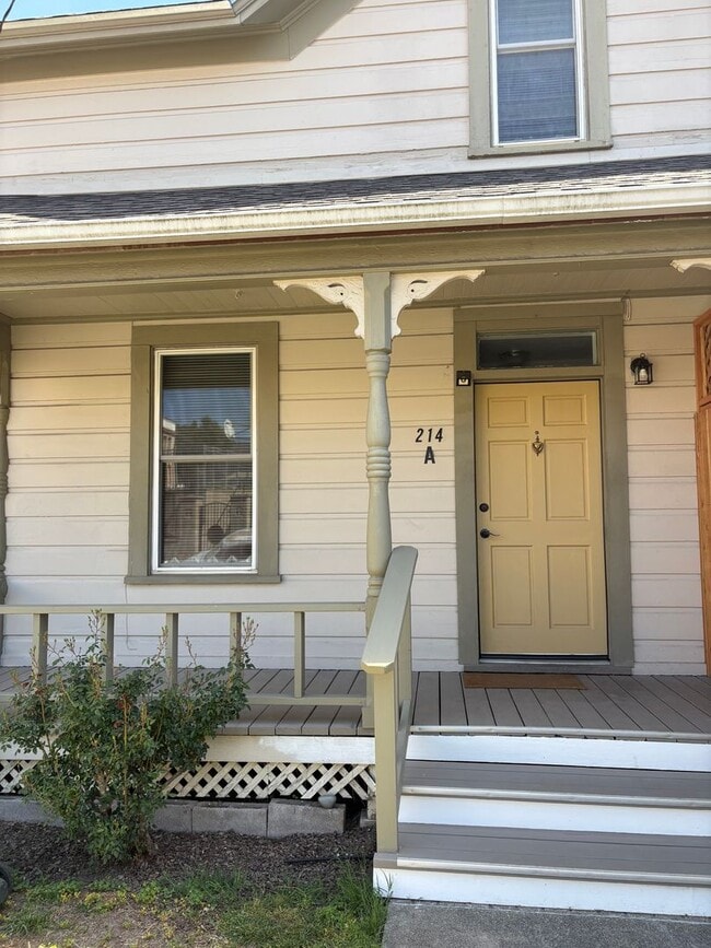 Photo - 214 Walnut St Unit 214 Walnut Street