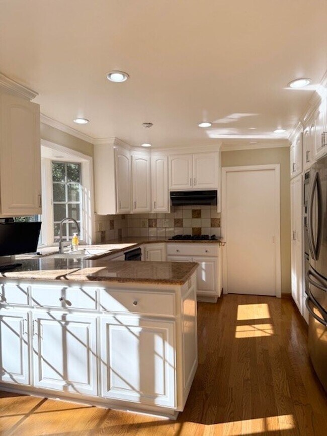Photo - Beautiful 4 Bedroom 2.5 Bath Home in Montevideo Community