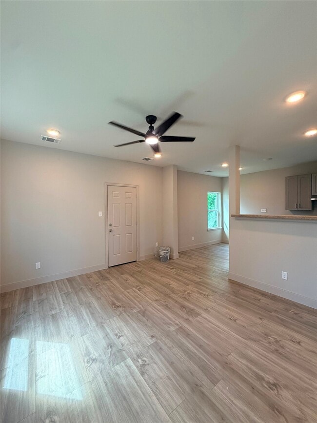 Building Photo - 130 Flamingo Bight S