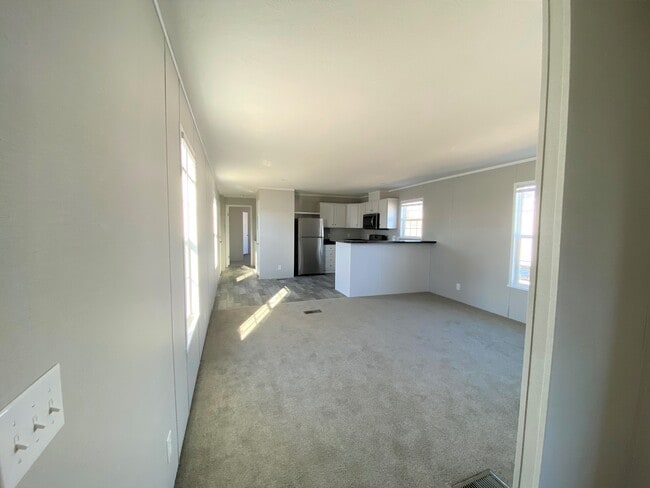 Photo - 3363 Bissell Rd