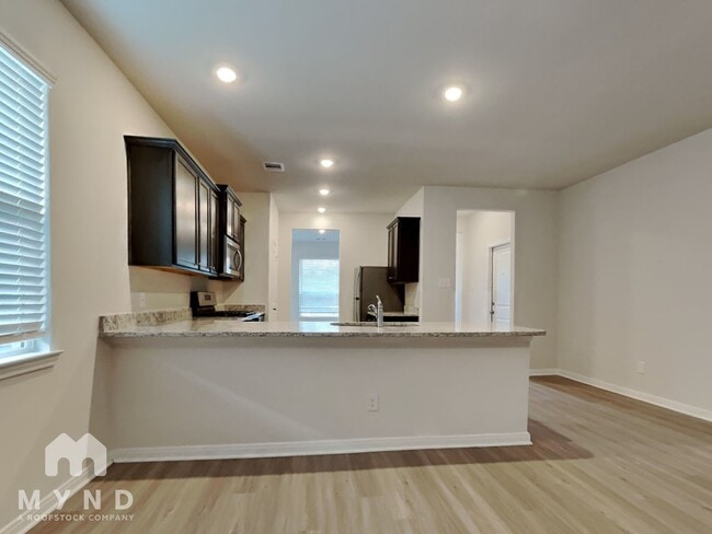 Photo - 15480 Maple Ter Dr