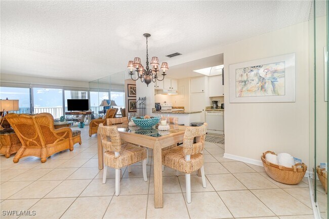 Photo - 3443 Gulf Shore Blvd N Unidad 609