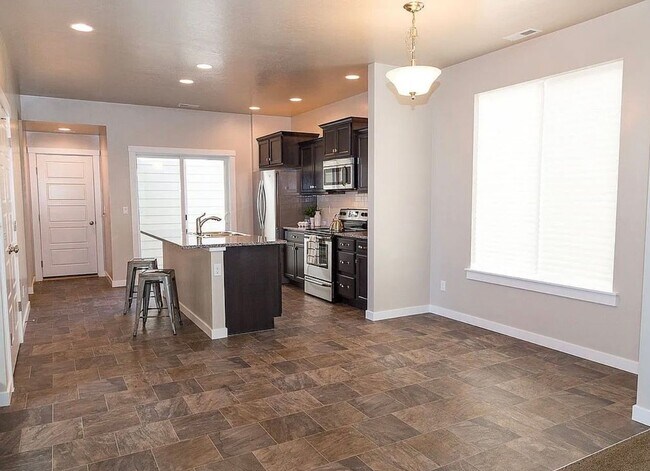 Photo - Cute 3 Bedroom 2.5 Home with a 2 Car Garage!