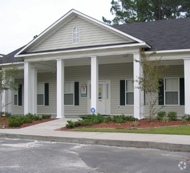 Building Photo - Ware Manor Rental