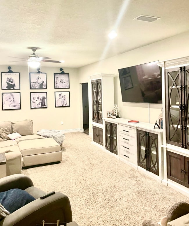 Photo - 2892 Chancery Ln