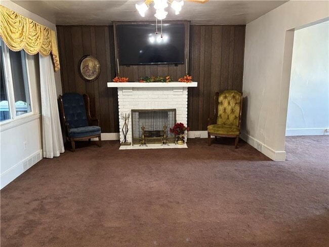Photo - 603 7th Ave