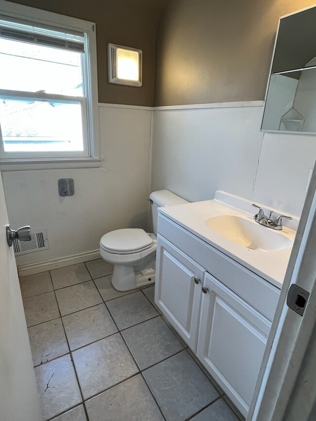 Photo - 217 W Cass St Unit 2W