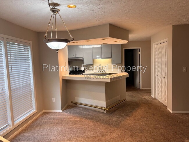 Photo - 402 Wynnes Ridge Cir SE