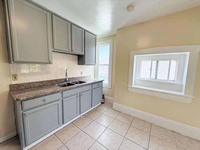 Photo - 2308-2310 26th Ave. Unit 2308 B