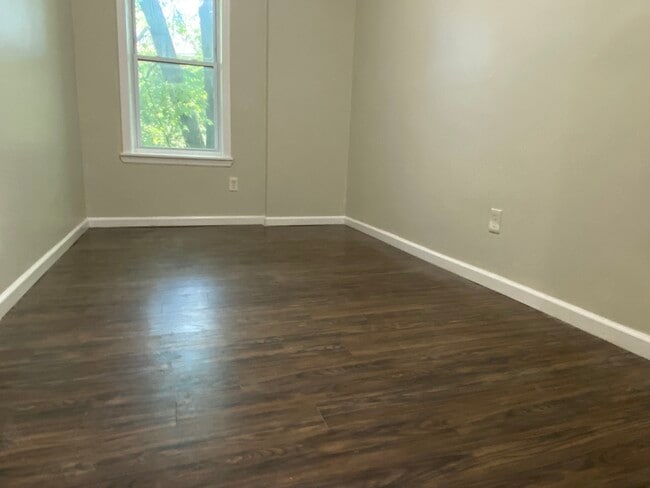 Photo - 812 Clinton Ave Unit A