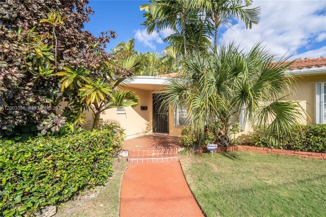 Photo - 475 S Shore Dr