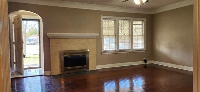 Photo - 705 NW 13th St