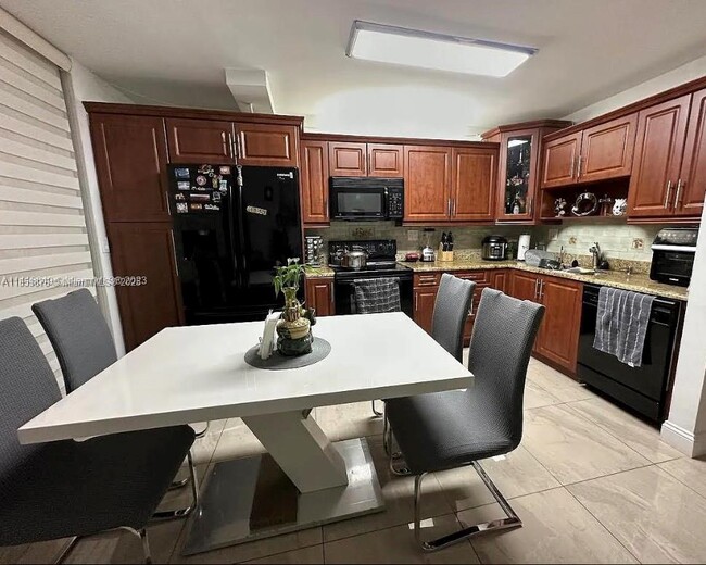 Photo - 1790 SW 122nd Pl